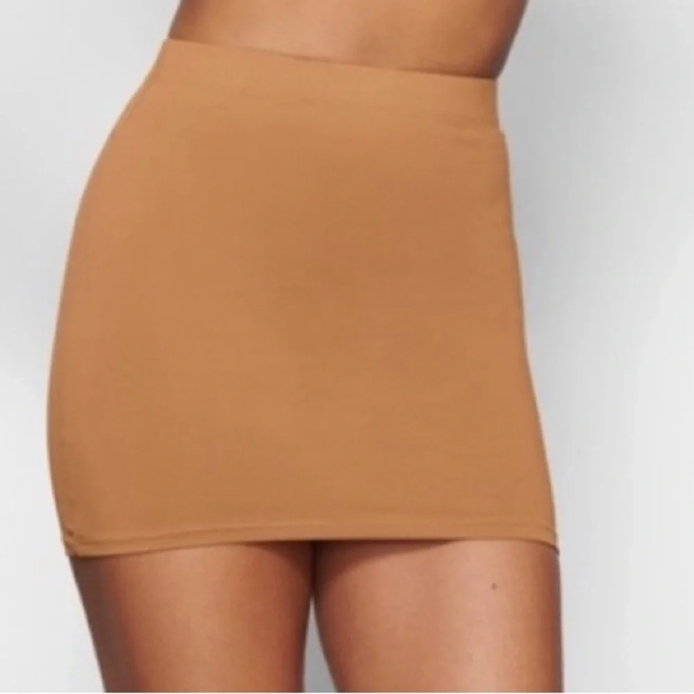 Skims Swim Tube Skirt Almond Size M Swim Cover Up Resort Beach Festival